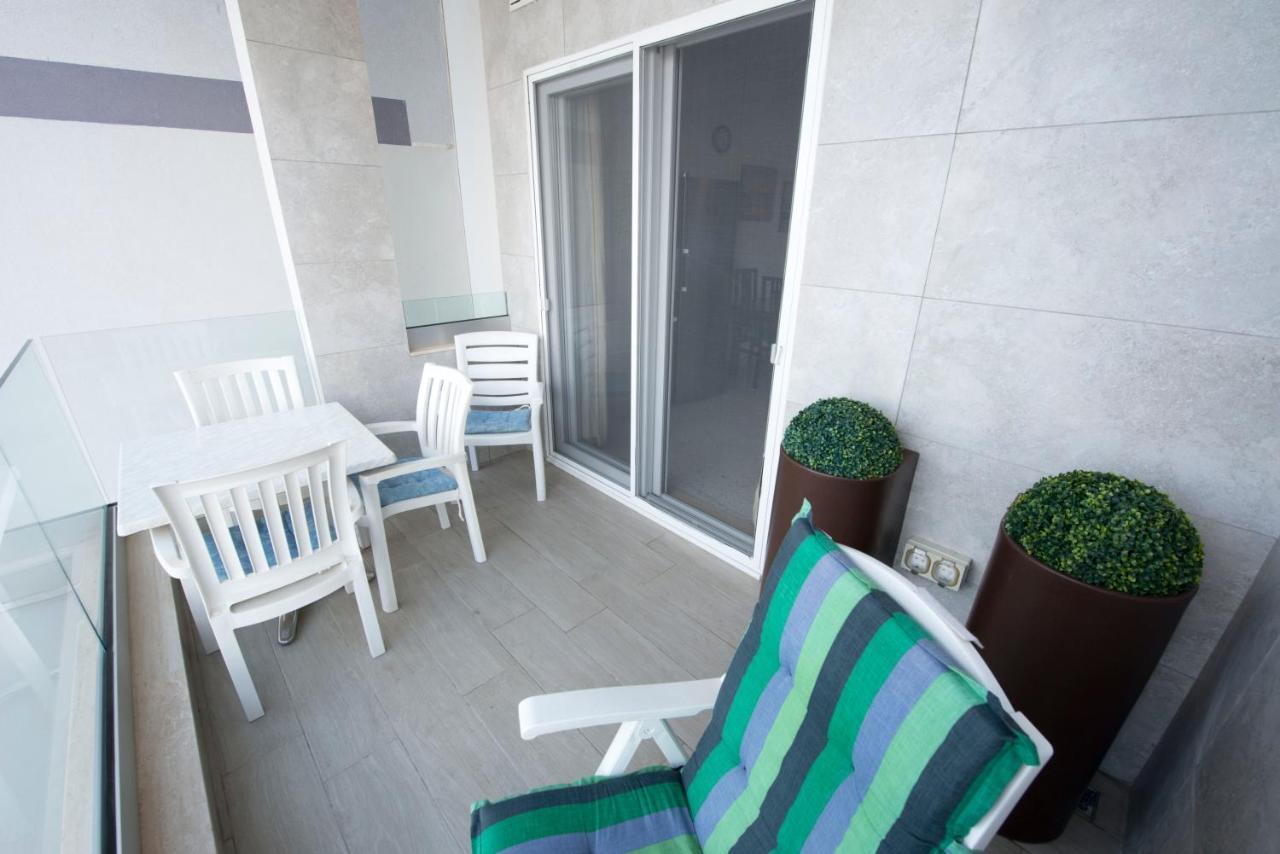 Beachfront With Seaviews Apartment No56 Award Winner Unbeatable Location For Closeness To The Sea Ideal For Guests Looking For Winter Spring And Autumn Breaks In Sunny Malta Also Ideal For Coastal Hikers Mellieħa Extérieur photo