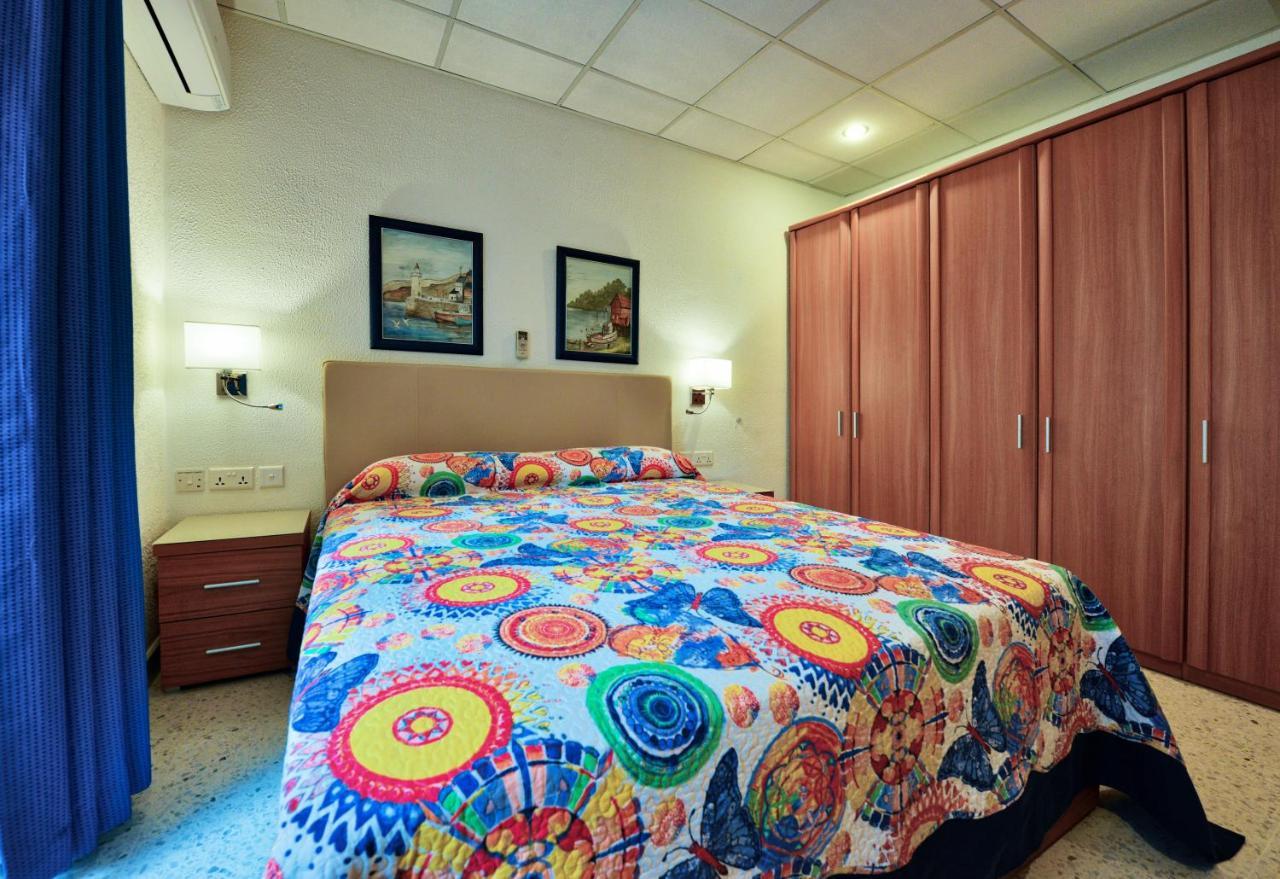 Beachfront With Seaviews Apartment No56 Award Winner Unbeatable Location For Closeness To The Sea Ideal For Guests Looking For Winter Spring And Autumn Breaks In Sunny Malta Also Ideal For Coastal Hikers Mellieħa Extérieur photo