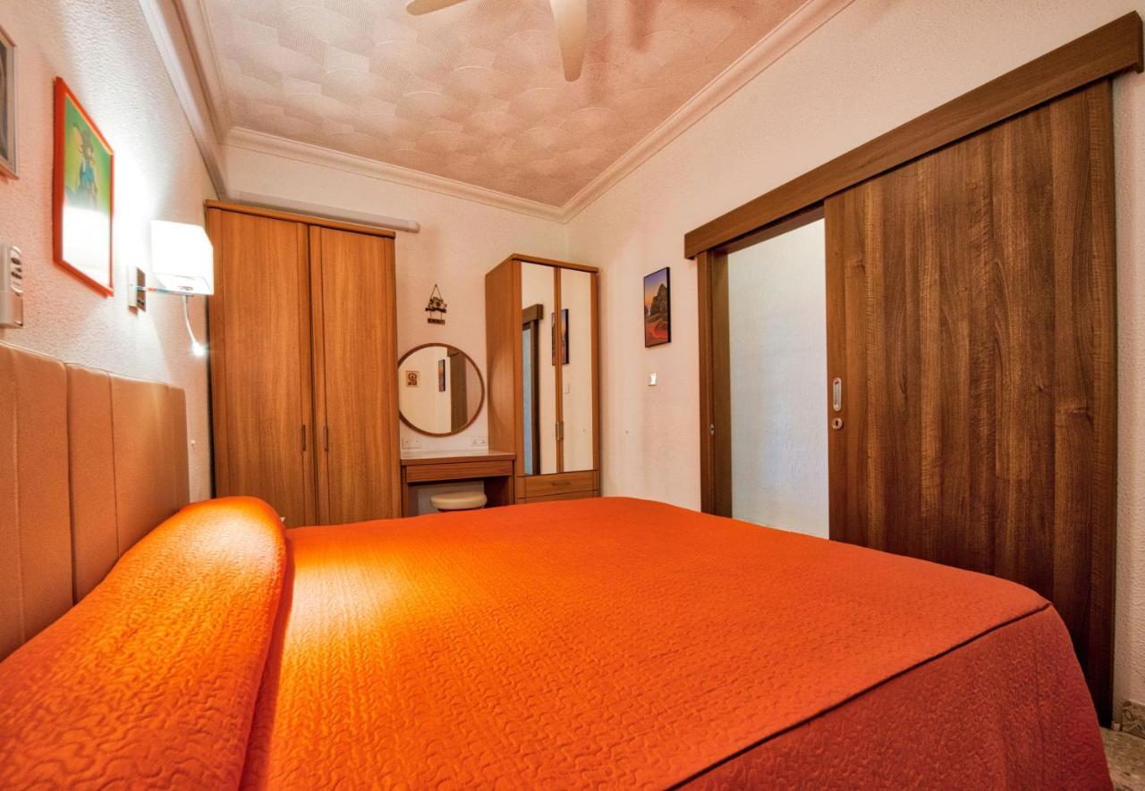 Beachfront With Seaviews Apartment No56 Award Winner Unbeatable Location For Closeness To The Sea Ideal For Guests Looking For Winter Spring And Autumn Breaks In Sunny Malta Also Ideal For Coastal Hikers Mellieħa Extérieur photo