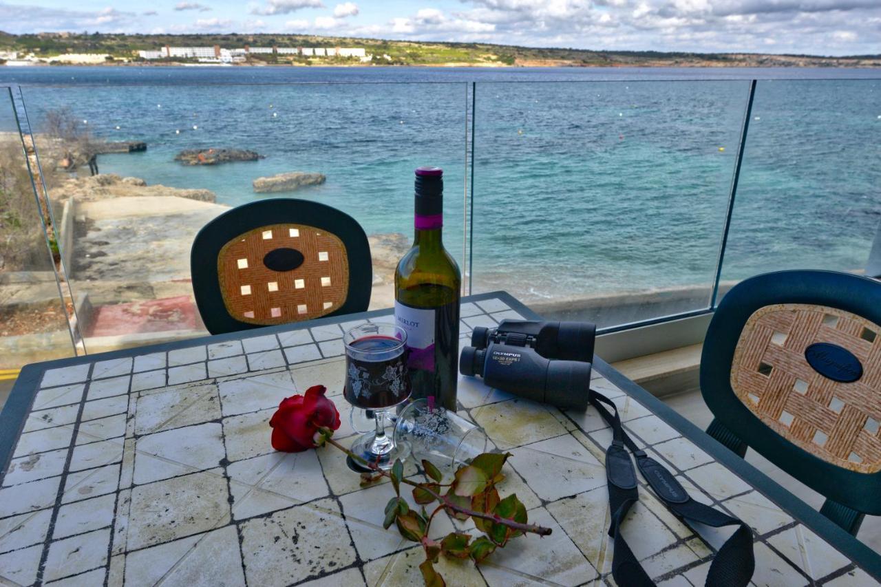 Beachfront With Seaviews Apartment No56 Award Winner Unbeatable Location For Closeness To The Sea Ideal For Guests Looking For Winter Spring And Autumn Breaks In Sunny Malta Also Ideal For Coastal Hikers Mellieħa Extérieur photo